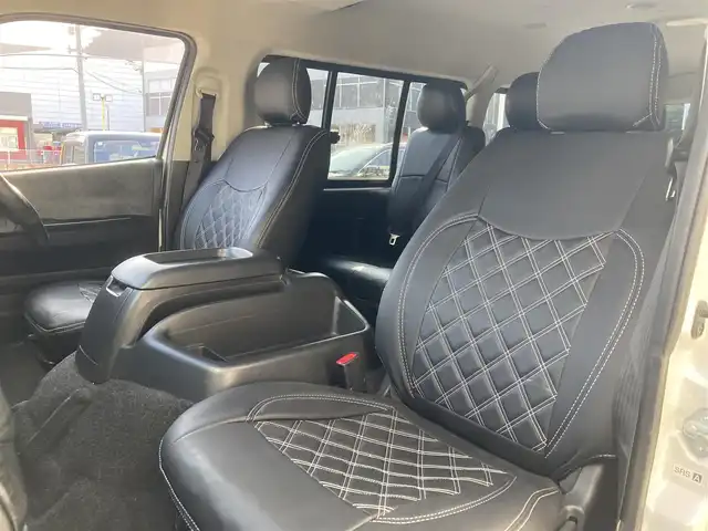 トヨタ ハイエース GL ロング 長崎県 2012(平24)年 11.5万km ホワイトパールクリスタルシャイン 10人乗り/フリップダウンモニター/ミラー型ドライブレコーダー/片側パワースライドドア/社外メモリナビ【AVIC-MRZ09】/・Bluetooth接続/・フルセグTV/バックカメラ/ETC/革調シートカバー/社外レーダー【VA-910E】/社外LEDヘッドライト/フォグライト/社外16インチAW/社外AW付スタッドレスタイヤ積込/4型フェイスチェンジ/社外ボンネット/社外LEDテールランプ/社外2本出しマフラー