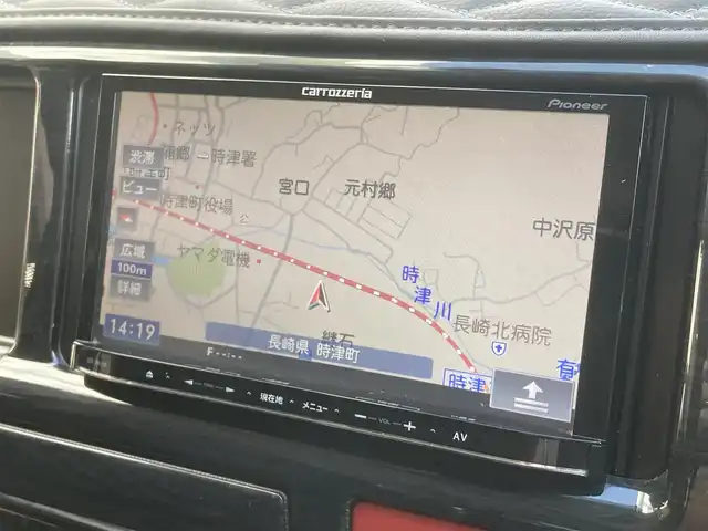 トヨタ ハイエース GL ロング 長崎県 2012(平24)年 11.5万km ホワイトパールクリスタルシャイン 10人乗り/フリップダウンモニター/ミラー型ドライブレコーダー/片側パワースライドドア/社外メモリナビ【AVIC-MRZ09】/・Bluetooth接続/・フルセグTV/バックカメラ/ETC/革調シートカバー/社外レーダー【VA-910E】/社外LEDヘッドライト/フォグライト/社外16インチAW/社外AW付スタッドレスタイヤ積込/4型フェイスチェンジ/社外ボンネット/社外LEDテールランプ/社外2本出しマフラー