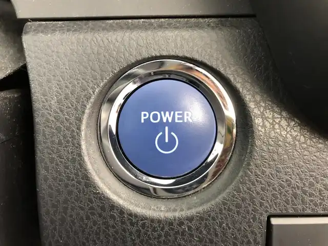 トヨタ カムリ G レザーパッケージ 愛知県 2017(平29)年 3.4万km エモーショナルレッド 純正ナビ/（Bluetooth/USB/ラジオ/フルセグ）/バックカメラ/ETC/ドラレコ/トヨタセーフティセンス/ヘッドアップディスプレイ/パワーシート/シートヒーター/レザーシート/純正フロアマット/ドアバイザー/電格ミラー/電動パーキングブレーキ/スマートキー/プッシュスタート/ガーニッシュ（フロント・リア・サイド）