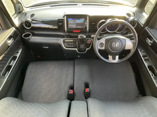 ホンダ Ｎ ＢＯＸ カスタム G Aパッケージ 滋賀県 2014(平26)年 5.2万km プレミアムホワイトパール ワンオーナー /車検令和9年4月まで/両側パワースライドドア/純正15インチアルミホイール/純正キセノンヘッドライト/・フォグランプ/純正ナビゲーション（VXM-142VFi）/・フルセグTV/・CD /DVD/・Bluetooth/バックカメラ/社外ETC/社外ドライブレコーダー/スペアキー/取扱説明書/保証書/