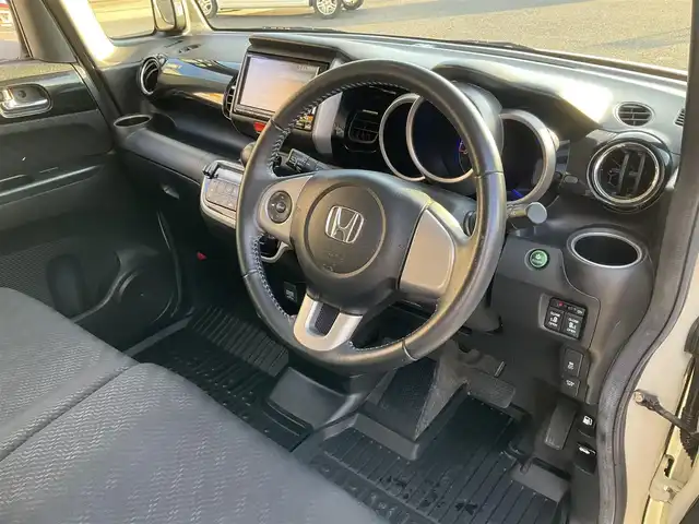 ホンダ Ｎ ＢＯＸ カスタム G Aパッケージ 滋賀県 2014(平26)年 5.2万km プレミアムホワイトパール ワンオーナー /車検令和9年4月まで/両側パワースライドドア/純正15インチアルミホイール/純正キセノンヘッドライト/・フォグランプ/純正ナビゲーション（VXM-142VFi）/・フルセグTV/・CD /DVD/・Bluetooth/バックカメラ/社外ETC/社外ドライブレコーダー/スペアキー/取扱説明書/保証書/