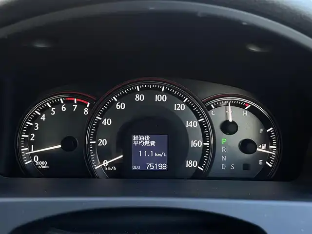 トヨタ クラウン アスリート 大阪府 2009(平21)年 7.6万km ホワイトパールクリスタルシャイン ワンオーナー/8インチＨＤＤ純正ナビ/・バックカメラ/・フルセグＴＶ/・ＣＤ/ＤＶＤ/・ＡＭ/ＦＭ/ブラウンレザーシート/・パワーシート（運転席メモリ付き/助手席）/・シートヒーター/エアーシート（運転席/助手席）/電動リアゲード/純正エアロパーツ（リアアンダー/スポイラー）/前方ドライブレコーダー（ＤＲＶ－６１０）/ビルトインＥＴＣ/純正18インチＡＷ/キセノンライト/・オートライト/Ｗ+サイドＳＲＳエアバッグ/カーテンエアバッグ/保証書/取扱説明書/スペアキー1本