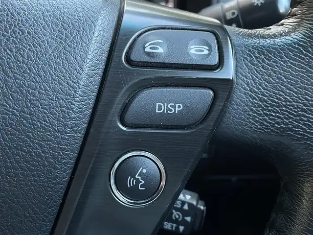 トヨタ クラウン アスリート 大阪府 2009(平21)年 7.6万km ホワイトパールクリスタルシャイン ワンオーナー/8インチＨＤＤ純正ナビ/・バックカメラ/・フルセグＴＶ/・ＣＤ/ＤＶＤ/・ＡＭ/ＦＭ/ブラウンレザーシート/・パワーシート（運転席メモリ付き/助手席）/・シートヒーター/エアーシート（運転席/助手席）/電動リアゲード/純正エアロパーツ（リアアンダー/スポイラー）/前方ドライブレコーダー（ＤＲＶ－６１０）/ビルトインＥＴＣ/純正18インチＡＷ/キセノンライト/・オートライト/Ｗ+サイドＳＲＳエアバッグ/カーテンエアバッグ/保証書/取扱説明書/スペアキー1本