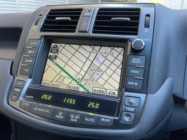 トヨタ クラウン アスリート 大阪府 2009(平21)年 7.6万km ホワイトパールクリスタルシャイン ワンオーナー/8インチＨＤＤ純正ナビ/・バックカメラ/・フルセグＴＶ/・ＣＤ/ＤＶＤ/・ＡＭ/ＦＭ/ブラウンレザーシート/・パワーシート（運転席メモリ付き/助手席）/・シートヒーター/エアーシート（運転席/助手席）/電動リアゲード/純正エアロパーツ（リアアンダー/スポイラー）/前方ドライブレコーダー（ＤＲＶ－６１０）/ビルトインＥＴＣ/純正18インチＡＷ/キセノンライト/・オートライト/Ｗ+サイドＳＲＳエアバッグ/カーテンエアバッグ/保証書/取扱説明書/スペアキー1本