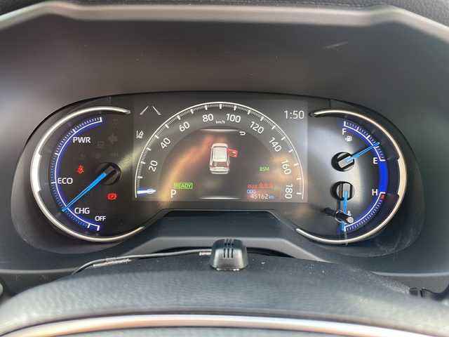 トヨタ ＲＡＶ４ ハイブリッドG 岩手県 2020(令2)年 4.6万km ホワイトパールクリスタルシャイン ”純正SDナビ/AM/FM/CD/DVD/Bluetooth/フルセグTV/バックカメラ/ETC/ドライブレコーダー/レーダークルーズコントロール/衝突被害軽減ブレーキ/レーンキープアシスト/横滑り防止装置/コーナーセンサー/アイドリングストップ/パワーシート/シートヒーター/オートライト/オートハイビーム/LEDヘッドライト/フォグランプ/スマートキー/プッシュスタート/電動格納ミラー/純正18インチAW/純正フロアマット/ドアバイザー