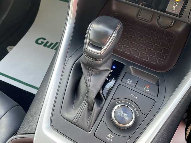 トヨタ ＲＡＶ４ ハイブリッドG 岩手県 2020(令2)年 4.6万km ホワイトパールクリスタルシャイン ”純正SDナビ/AM/FM/CD/DVD/Bluetooth/フルセグTV/バックカメラ/ETC/ドライブレコーダー/レーダークルーズコントロール/衝突被害軽減ブレーキ/レーンキープアシスト/横滑り防止装置/コーナーセンサー/アイドリングストップ/パワーシート/シートヒーター/オートライト/オートハイビーム/LEDヘッドライト/フォグランプ/スマートキー/プッシュスタート/電動格納ミラー/純正18インチAW/純正フロアマット/ドアバイザー