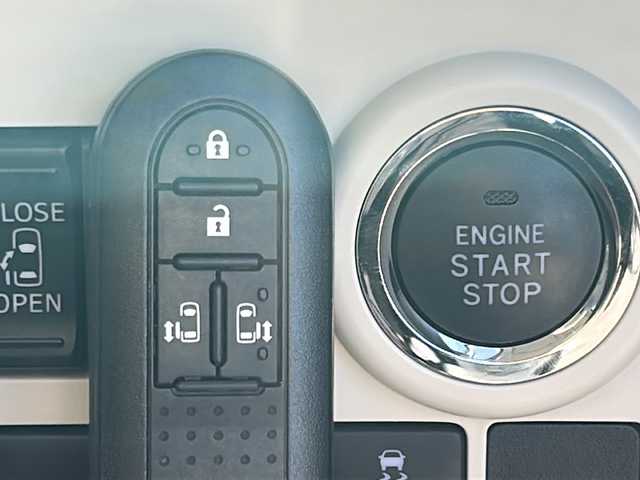 ダイハツ ムーヴ キャンバス G メイクアップ VS SAⅢ 石川県 2022(令4)年 0.4万km パールホワイトⅢ/ファインミントメタリック 2トーン 純正SDナビ/フルセグテレビ/Bluetooth/スマートアシスト/両側パワースライドドア/LEDヘッドライト/純正フロアマット/オートライト/純正ドアバイザー/全方位カメラ