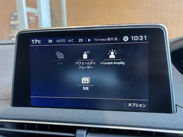 プジョー プジョー ３００８ GT ブルー HDi 宮城県 2017(平29)年 2.9万km ネイクルホワイト ACC/ブラインドスポットモニター/パーキングセンサー/LKA/純正メモリナビ/フルセグTV/Bluetooth対応/ハーフレザーシート/インテリジェントハイビーム/LEDヘッドライト/パフュームディフューザー/ステアリングスイッチ/置くだけ充電/レインセンサー/社外フロアマット