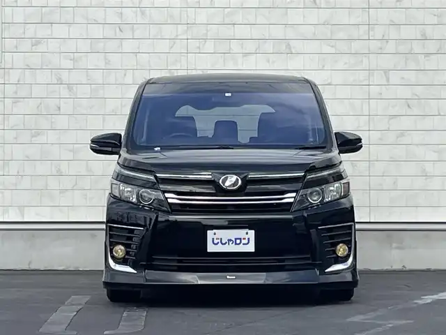 トヨタ ヴォクシー ZS 長野県 2014(平26)年 12.5万km ブラック (株)IDOMが運営する【じしゃロン長野店】の自社ローン専用車両になります。こちらは現金またはオートローンご利用時の価格です。自社ローンご希望の方は別途その旨お申付け下さい /ＡＬＰＩＮＥナビ/（フルセグＴＶ/Ｂｌｕｅｔｏｏｔｈ接続/ＣＤ/ＤＶＤ/ミュージックサーバー）/両側パワースライドドア/バックカメラ/ＥＴＣ/プッシュスタート＆スマートキー/オートライト/ＬＥＤライト