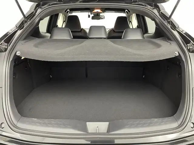 トヨタ Ｃ－ＨＲ G 福島県 2017(平29)年 5.1万km ブラックマイカ トヨタセーフティーセンス /・PCS/・車線逸脱警報/・BSM/・オートマチックハイビーム/・レーダークルーズコントロール/・ふらつき検知/バックカメラ /純正メモリナビゲーション/【AM/FM/DISC/Bluetooth/フルセグ】/型番:NSZT-W66T/ドライブレコーダー　/電子パーキング　/・ブレーキホールド　/プッシュスタート　/・スマートキー　/・スペアキー　/LEDライト　/・オートライト　/・フォグライト/ステアリングスイッチ/・革巻きステアリング/・チルトステリング/トノカバー/シーケンシャルウィンカー/・電動格納ミラー/純正フロアマット/・純正ドアバイザー/