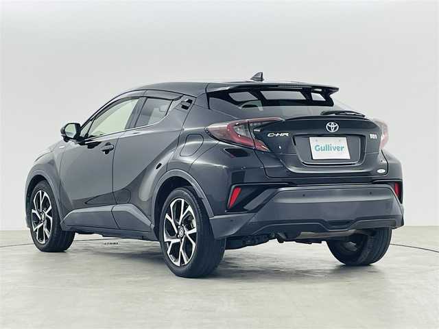 トヨタ Ｃ－ＨＲ G 福島県 2017(平29)年 5.1万km ブラックマイカ トヨタセーフティーセンス /・PCS/・車線逸脱警報/・BSM/・オートマチックハイビーム/・レーダークルーズコントロール/・ふらつき検知/バックカメラ /純正メモリナビゲーション/【AM/FM/DISC/Bluetooth/フルセグ】/型番:NSZT-W66T/ドライブレコーダー　/電子パーキング　/・ブレーキホールド　/プッシュスタート　/・スマートキー　　/LEDライト　/・オートライト　/・フォグライト/ステアリングスイッチ/・革巻きステアリング/・チルトステリング/トノカバー/シーケンシャルウィンカー/・電動格納ミラー/純正フロアマット/・純正ドアバイザー