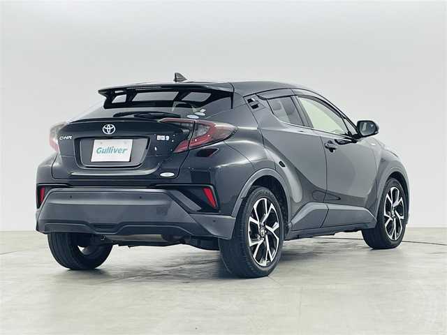 トヨタ Ｃ－ＨＲ G 福島県 2017(平29)年 5.1万km ブラックマイカ トヨタセーフティーセンス /・PCS/・車線逸脱警報/・BSM/・オートマチックハイビーム/・レーダークルーズコントロール/・ふらつき検知/バックカメラ /純正メモリナビゲーション/【AM/FM/DISC/Bluetooth/フルセグ】/型番:NSZT-W66T/ドライブレコーダー　/電子パーキング　/・ブレーキホールド　/プッシュスタート　/・スマートキー　　/LEDライト　/・オートライト　/・フォグライト/ステアリングスイッチ/・革巻きステアリング/・チルトステリング/トノカバー/シーケンシャルウィンカー/・電動格納ミラー/純正フロアマット/・純正ドアバイザー