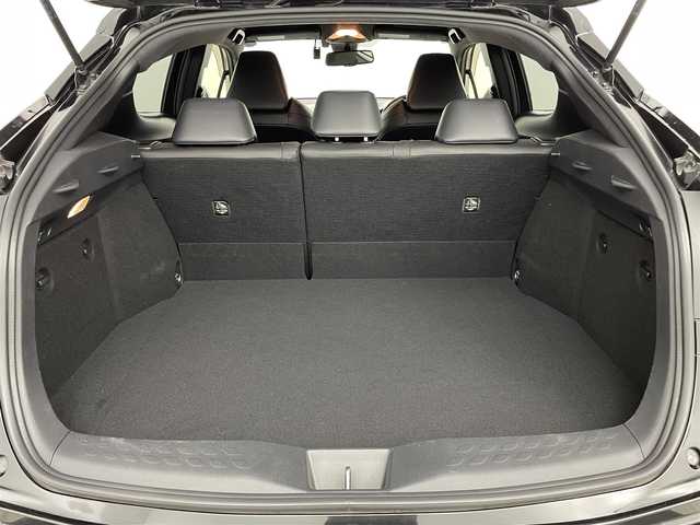 トヨタ Ｃ－ＨＲ G 福島県 2017(平29)年 5.1万km ブラックマイカ トヨタセーフティーセンス /・PCS/・車線逸脱警報/・BSM/・オートマチックハイビーム/・レーダークルーズコントロール/・ふらつき検知/バックカメラ /純正メモリナビゲーション/【AM/FM/DISC/Bluetooth/フルセグ】/型番:NSZT-W66T/ドライブレコーダー　/電子パーキング　/・ブレーキホールド　/プッシュスタート　/・スマートキー　　/LEDライト　/・オートライト　/・フォグライト/ステアリングスイッチ/・革巻きステアリング/・チルトステリング/トノカバー/シーケンシャルウィンカー/・電動格納ミラー/純正フロアマット/・純正ドアバイザー