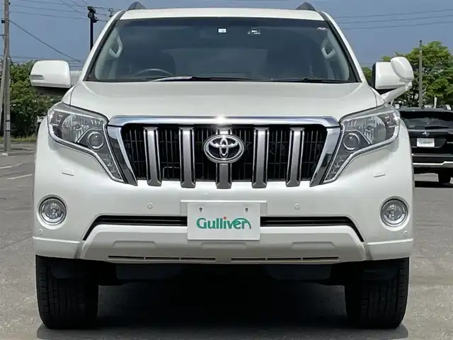 トヨタ ランドクルーザー プラド TX 道央・札幌 2016(平28)年 5.1万km ホワイトパールクリスタルシャイン ４WD/寒冷地仕様/サンルーフ/純正ディーラーOPナビ/CD/DVD/BT/フルセグ/横滑り防止装置/クルーズコントロール/バックカメラ/ビルトインETC/ドライブレコーダー/ワイパーデアイサー/トランスファ切替/ステアリングリモコン/MTモード付AT/プッシュスタート/スマートキー/LEDヘッドライト/オートライト/フォグランプ/ヘッドライトウォッシャー/電動格納ミラー/ウィンカーミラー/純正フロアマット/ドアバイザー/スペアキー/純正エンジンスターター/純正AW付夏タイヤ積込/265/65/R17/2017年/山6mm