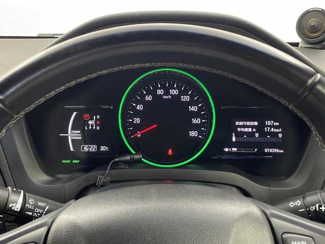 ホンダ ヴェゼル ハイブリッド RS ホンダセンシング 栃木県 2017(平29)年 7.5万km クリスタルブラックパール 社外ナビ　/・AM/FM/CD/DVD/BT/SD/HDMI/フルセグ/ホンダセンシング/・衝突軽減ブレーキ/・アダプティブクルーズコントロール/・レーンキープアシスト/ビルトインＥＴＣ　/前席シートヒーター　/電子パーキングブレーキ/スマートキー　/プッシュスタート　/純正ＬＥＤライト　/社外１７インチアルミホイール　/純正フロアマット/スペアキー
