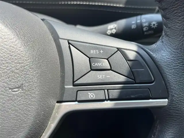 日産 セレナ ハイウェイスター 奈良県 2016(平28)年 5万km ブリリアントホワイトパール 社外７インチナビ　/ｂｌｕｅｔｏｏｔｈ　/フルセグテレビ　/バックカメラ　/社外ＥＴＣ　　/片側パワースライドドア　/ハンズフリーオートスライドドア　/ステアリングスイッチ　/スペアキー　/ＬＥＤヘッドライト/オートライト/ワンオーナー