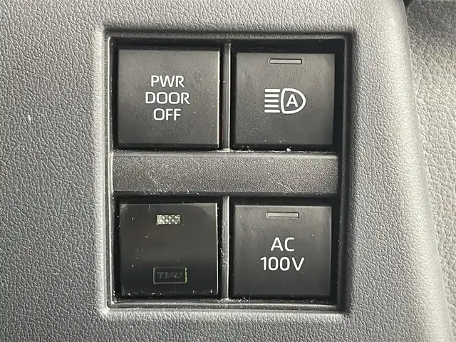 トヨタ ヴェルファイア ハイブリット Z プレミア 大分県 2023(令5)年 5万km プラチナホワイトパールマイカ Toyota Safety Sense/・プリクラッシュセーフティ/・レーントレーシングアシスト/・レーンディパーチャーアラート/・レーダークルーズコントロール/・アダプティブハイビームシステム/・オートマチックハイビーム/・ロードサインアシスト/・ドライバー異常時対応システム/・プロアクティブドライビングアシスト/・発進遅れ告知機能/・緊急時操舵支援（アクティブ操舵機能付）/フロントクロストラフィックアラート/・レーンチェンジアシスト/ツインムーンルーフ/フリップダウンモニター/純正メモリナビ/　BT/フルセグTV/・パノラミックビューモニター（床下透過表示機能付）/・両側パワースライドドア/LEDヘッドライト/ハーフレザーシート/パワーシート（1列目・2列目）/シートヒーター（1列目・2列目）/エアーシート（1列目・2列目）/純正19インチアルミホイール/前後コーナーセンサー/スマートキー/ビルトインETC2.0/オットマン/純正フロアマット