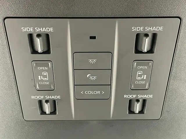 トヨタ ヴェルファイア ハイブリット Z プレミア 大分県 2023(令5)年 5万km プラチナホワイトパールマイカ Toyota Safety Sense/・プリクラッシュセーフティ/・レーントレーシングアシスト/・レーンディパーチャーアラート/・レーダークルーズコントロール/・アダプティブハイビームシステム/・オートマチックハイビーム/・ロードサインアシスト/・ドライバー異常時対応システム/・プロアクティブドライビングアシスト/・発進遅れ告知機能/・緊急時操舵支援（アクティブ操舵機能付）/フロントクロストラフィックアラート/・レーンチェンジアシスト/ツインムーンルーフ/フリップダウンモニター/純正メモリナビ/　BT/フルセグTV/・パノラミックビューモニター（床下透過表示機能付）/・両側パワースライドドア/LEDヘッドライト/ハーフレザーシート/パワーシート（1列目・2列目）/シートヒーター（1列目・2列目）/エアーシート（1列目・2列目）/純正19インチアルミホイール/前後コーナーセンサー/スマートキー/ビルトインETC2.0/オットマン/純正フロアマット