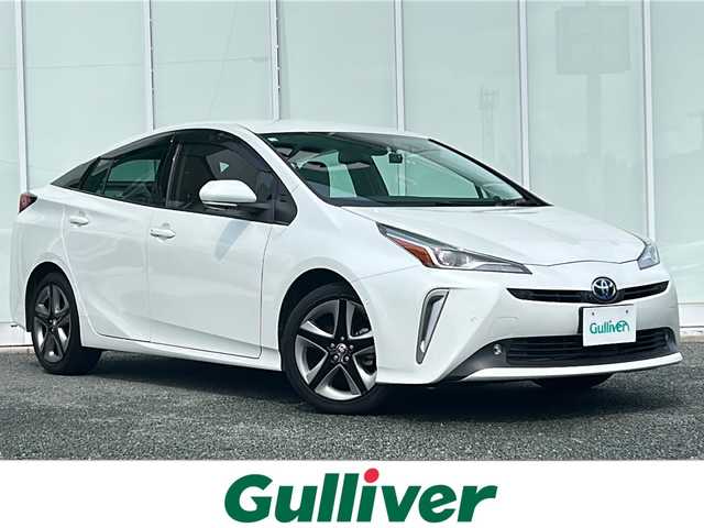 トヨタ プリウス A ツーリングセレクション 福岡県 2020(令2)年 1.7万km プラチナホワイトパールマイカ 純正9インチナビ【NSZT-Y68T】/(BT/CD/DVD/フルセグ)/全方位カメラ/レザーシート/D/N席シートヒーター/プリクラッシュセーフティー/レーダークルーズコントロール/ブラインドスポットモニター/クリアランスソナー/ヘッドアップディスプレイ/純正17インチアルミホイール/LEDヘッドライト/オートライト/オートマチックハイビーム/スペアキー