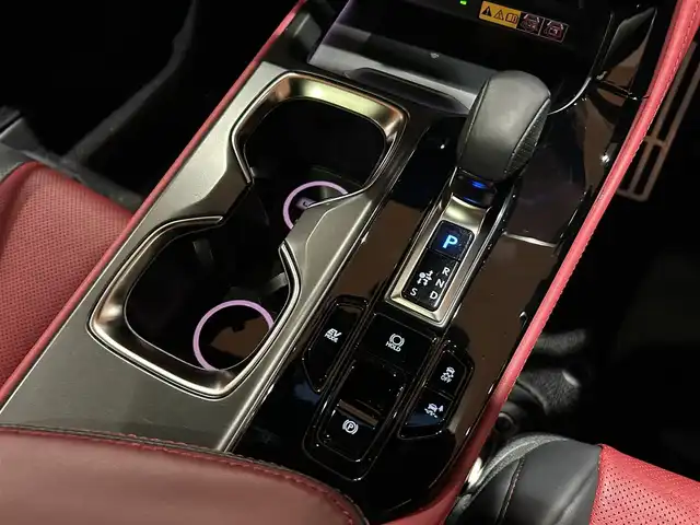 レクサス ＮＸ 350h Fスポーツ 道央・札幌 2023(令5)年 3万km グラファイトブラックガラスフレーク パノラマルーフ/ルーフレール/デジタルインナーミラー/おくだけ充電/パノラミックビューモニター/パーキングサポートブレーキ/三眼フルLEDヘッドランプ/アダプティブハイビームアシストシステム/Fスポーツ専用本革スポーツシート/シートヒーター/シートベンチレーション/ステアリングヒーター/純正メモリナビ/フルセグTV/USB/Bluetooth/パワーテールゲート