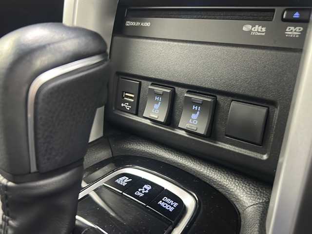 トヨタ カローラ クロス ハイブリッド Z 大阪府 2022(令4)年 5.2万km アティチュードブラックマイカ 純正メモリナビ/・フルセグTV/・CD/DVD/・BT AUDIO/トヨタセーフティーセンス/バックカメラ/ビルドインETC/ハーフレザーシート/パワーシート/シートヒーター/クルーズコントロール/クリアランスソナー/ドライブレコーダー/ルーフレール/LEDヘッドライト/スマートキー/プッシュスタート