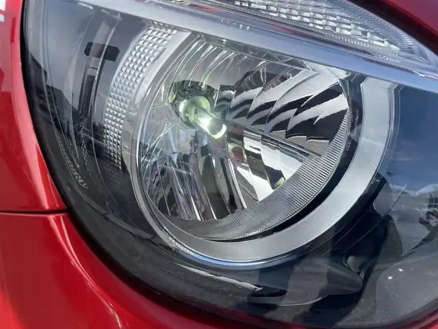 ルノー トゥインゴ インテンス 栃木県 2018(平30)年 2.5万km 赤 リアトラフィックアラート/クルーズコントロール/純正オーディオ/純正15インチアルミ/リモコンキー/ステアリングスイッチ/アイドリングストップ/オートエアコン/パワーウィンドウ/パワーステアリング