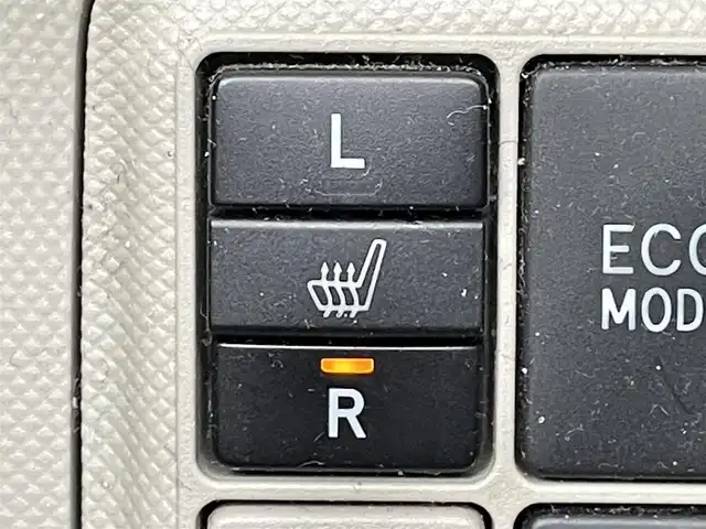 トヨタ アクア G 福井県 2013(平25)年 4.3万km クールソーダメタリック ユーザー買取車/純正ナビ/＜フルセグ/SD/BT＞/バックビューモニター/ドライブレコーダー/シートヒーター/ドライブモード/ナノイー/車両接近通報装置/電格ミラー/純正フロアマット/ドアバイザー/プッシュスタート/スマートキー/Fフォグランプ