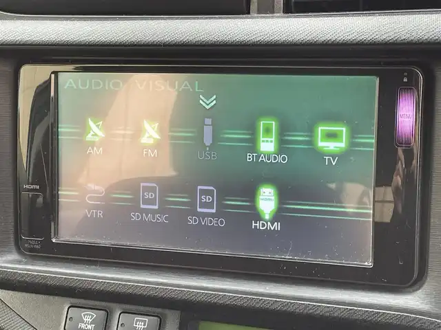 トヨタ アクア G 福井県 2013(平25)年 4.3万km クールソーダメタリック ユーザー買取車/純正ナビ/＜フルセグ/SD/BT＞/バックビューモニター/ドライブレコーダー/シートヒーター/ドライブモード/ナノイー/車両接近通報装置/電格ミラー/純正フロアマット/ドアバイザー/プッシュスタート/スマートキー/Fフォグランプ