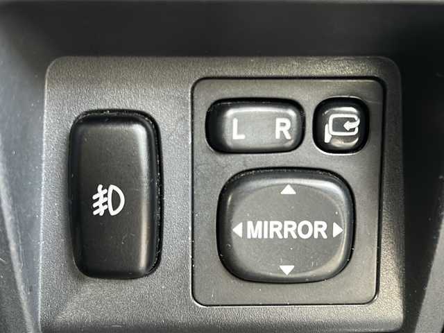 三菱 パジェロ ミニ ナビエディション VR 鳥取県 2010(平22)年 7万km クールシルバーM/ラズベリーレッドP インタークーラーターボ/トランスファ４WD/背面ハードカバー/純正キーレス/純正メモリナビ/フルセグ・USB/TVキャンセラー/ETCユニット/スタットレス４本積込み/保証書・取説