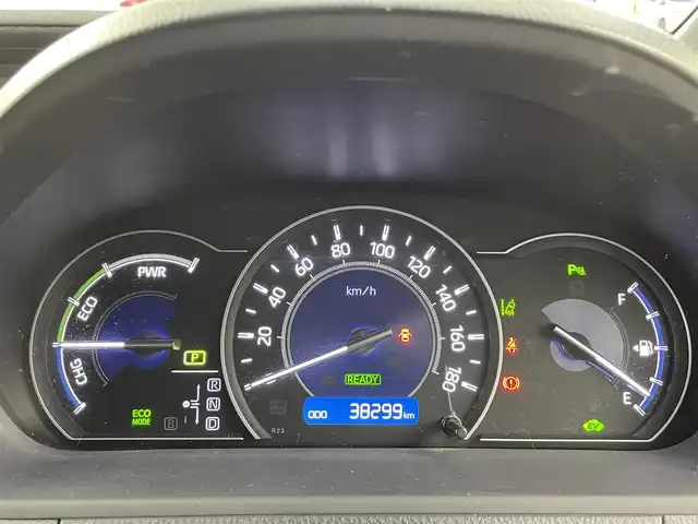 トヨタ ヴォクシー ハイブリッド ZS 埼玉県 2021(令3)年 3.9万km ホワイトパールクリスタルシャイン 純８型ナビ　温シート　両側電動　後席モニター　クルーズコントロール　衝突軽減システム　コーナーセンサー　オートハイビーム　レーンキープアシスト　スペアキー　禁煙車　Ｂｌｕｅｔｏｏｔｈ　フルセグ