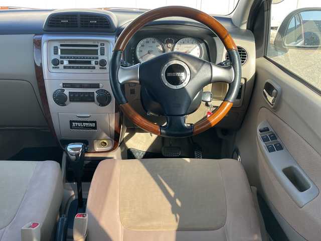 ダイハツ ミラ アヴィ X 道央・札幌 2006(平18)年 3.7万km ブライトシルバーメタリック 外部検査実施済み/４ＷＤ/純正ＣＤ＆ＭＤ/ＥＴＣ/ｍｏｍｏステアリング/純正１４inアルミホイール/Ｗエアバッグ/ＡＢＳ/リモコンキー/フロアマット/新車保証書/取扱説明書