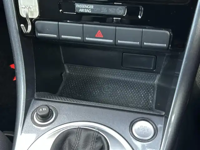 フォルクスワーゲン ザ・ビートル デザイン 茨城県 2018(平30)年 4.6万km ディープブラックパールエフェクト 後期型 /純正ナビ /TV /BT/DVD/CD/USB /Bカメラ /スマートエントリードライブ /ブラインドスポットモニター /トランクスポイラー /クルーズコントロール /パドルシフト /純正17インチアルミホイール /HIDヘッドライト /オートライト /禁煙車