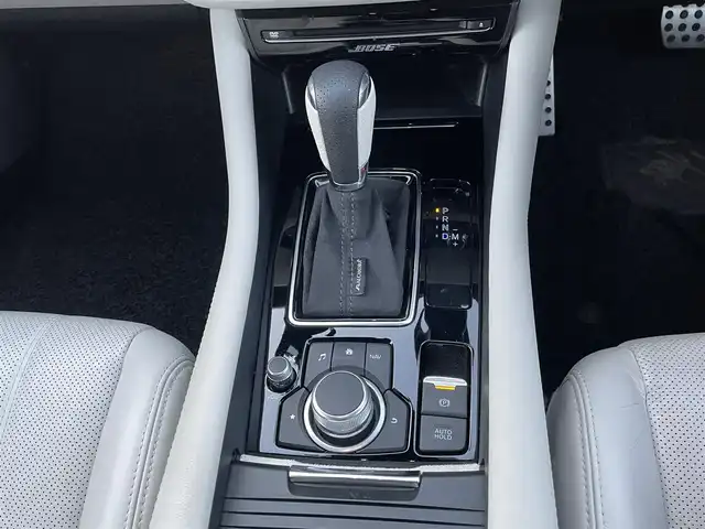 マツダ マツダ６ワゴン XD Lパッケージ 山梨県 2022(令4)年 7万km ジェットブラックマイカ サンルーフ　/BOSEサウンド　/白革　/ヘッドアップディスプレイ　/メーカーナビ　/Bluetooth/AppleCarPlay　/DVD再生/ETC2.0/バックカメラ　/フロントカメラ　/全方位　/MRCC/パワーシート　/メモリシート　/ステアリングH/シートH/ベンチレーション/LKA/コーナーセンサー/社外車高調/純正サス車載/保証書/スペアキー