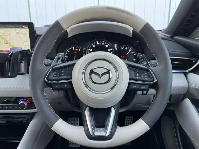 マツダ マツダ６ワゴン XD Lパッケージ 山梨県 2022(令4)年 7万km ジェットブラックマイカ サンルーフ　/BOSEサウンド　/白革　/ヘッドアップディスプレイ　/メーカーナビ　/Bluetooth/AppleCarPlay　/DVD再生/ETC2.0/バックカメラ　/フロントカメラ　/全方位　/MRCC/パワーシート　/メモリシート　/ステアリングH/シートH/ベンチレーション/LKA/コーナーセンサー/社外車高調/純正サス車載/保証書/スペアキー