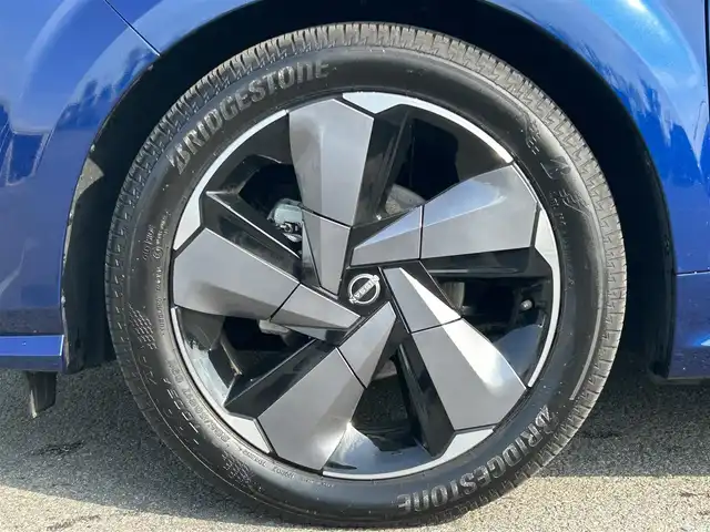 日産 オーラ G 和歌山県 2024(令6)年 0.6万km オーロラフレアブルーパール BOSEプレミアムサウンド/寒冷地仕様/純正ナビ/アラウンドビューモニター/フルセグTV/デジタルインナーミラー/HDMI/エマージェンシーブレーキ/プロパイロット/レーンキープアシスト/コーナーセンサー/ハーフレザーシート/シートヒーター/ステアリングヒーター/置くだけ充電/LEDヘッドライト/オートライト