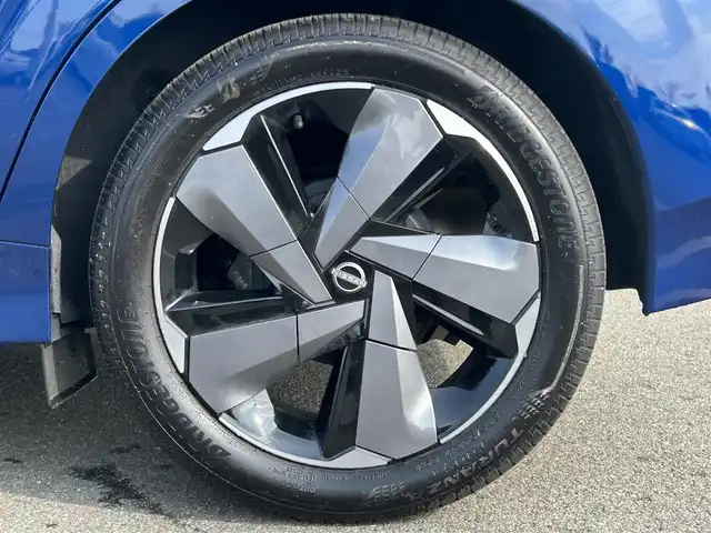 日産 オーラ G 和歌山県 2024(令6)年 0.6万km オーロラフレアブルーパール BOSEプレミアムサウンド/寒冷地仕様/純正ナビ/アラウンドビューモニター/フルセグTV/デジタルインナーミラー/HDMI/エマージェンシーブレーキ/プロパイロット/レーンキープアシスト/コーナーセンサー/ハーフレザーシート/シートヒーター/ステアリングヒーター/置くだけ充電/LEDヘッドライト/オートライト