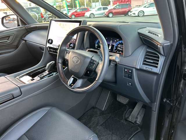 トヨタ ヴェルファイア Z プレミア 山口県 2024(令6)年 0.5万km ブラック ワンオーナー/禁煙車/前後ドライブレコーダー/スマートキー/プッシュスタート/ETC2.0/ユニバーサルステップ/左右独立ムーンルーフ/純正HDDナビ/(DTV/BT/Miracast/ラジオ)/パワーバックドア/全方位カメラ/両側パワースライドドア/シートメモリー付きパワーシート/置くだけ充電/シートヒーター＆エアシート/ステアリングヒーター/トヨタチームメイトアドバンスド/レーダクルーズコントロール/クリアランスソナー/衝突軽減ブレーキ/ブラインドスポットモニター/電動サンシェード/保証書