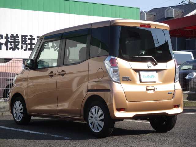 車両画像12