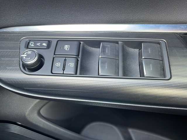 トヨタ ハリアー Z 大阪府 2021(令3)年 5.8万km ブラック ガソリン/2WD(FF)/CVT/モデリスタエアロ/JBLサウンド/１２．３インチ純正ナビ/(AM/FM/USB/AUX/USB)/ETC2.0/バックカメラ/デジタルインナーミラー/ＴｏｙｏｔａＳａｆｅｔｙＳｅｎｓｅ/・衝突軽減ブレーキ/・コーナーセンサー/・レーンキープアシスト	/・レーダークルーズコントロール/電動格納ミラー/電動リアゲート/電動パーキング/ブレーキホールド/革巻きステアリング/ステアリングスイッチ/オートライト/LEDヘッドライト/フロントフォグ/オートマチックハイビーム/フルオートエアコン/プッシュスタート/スマートキー/スペアキー/純正フロアマット