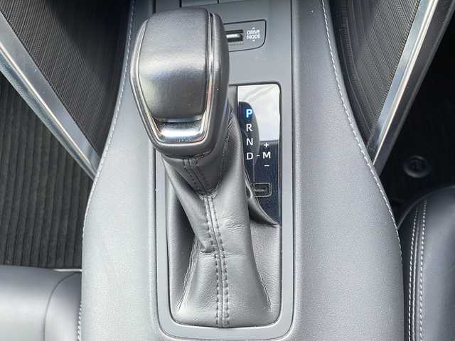 トヨタ ハリアー Z 大阪府 2021(令3)年 5.8万km ブラック ガソリン/2WD(FF)/CVT/モデリスタエアロ/JBLサウンド/１２．３インチ純正ナビ/(AM/FM/USB/AUX/USB)/ETC2.0/バックカメラ/デジタルインナーミラー/ＴｏｙｏｔａＳａｆｅｔｙＳｅｎｓｅ/・衝突軽減ブレーキ/・コーナーセンサー/・レーンキープアシスト	/・レーダークルーズコントロール/電動格納ミラー/電動リアゲート/電動パーキング/ブレーキホールド/革巻きステアリング/ステアリングスイッチ/オートライト/LEDヘッドライト/フロントフォグ/オートマチックハイビーム/フルオートエアコン/プッシュスタート/スマートキー/スペアキー/純正フロアマット