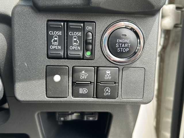 トヨタ ピクシスメガ Gターボ SAⅢ 千葉県 2018(平30)年 7.5万km パールホワイトⅢ ナビNSZT-W68T バックカメラ 両側パワースライドドア ETC BT フルセグ スマアシ バックセンサー LEDライト オートライト アイドリングストップ  AHB ターボ 14インチAW