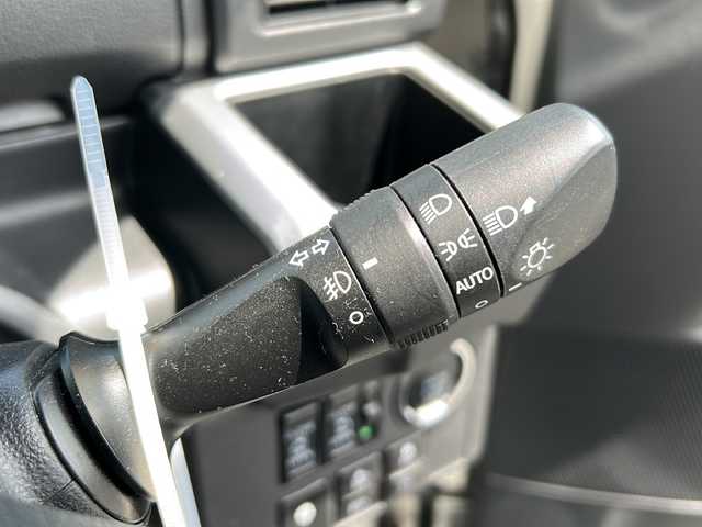 トヨタ ピクシスメガ Gターボ SAⅢ 千葉県 2018(平30)年 7.5万km パールホワイトⅢ ナビNSZT-W68T バックカメラ 両側パワースライドドア ETC BT フルセグ スマアシ バックセンサー LEDライト オートライト アイドリングストップ  AHB ターボ 14インチAW