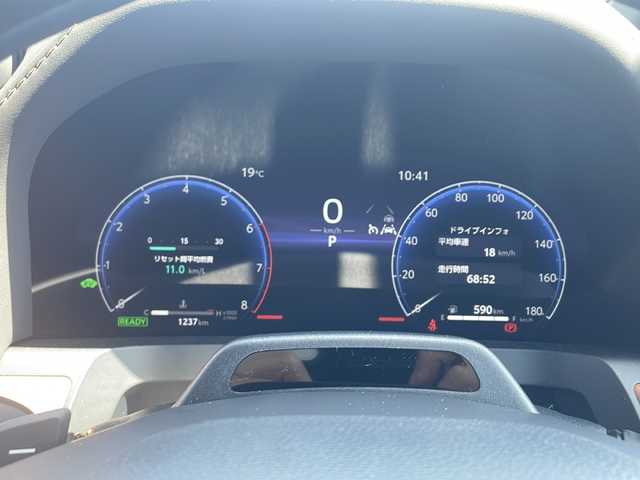 トヨタ ヴェルファイア ハイブリット Z プレミア 山口県 2025(令7)年 0.2万km プラチナホワイトパールマイカ ワンオーナー/左右独立ムーンルーフ/メーカー純正ディスプレイオーディオ＋ナビ/(フルセグ/Bluetooth)/全方位モニター/トヨタセーフティセンス/・プリクラッシュセーフティ/・レーダークルーズコントロール/・レーンキープアシスト/・オートマチックハイビーム/ブラインドスポットモニター/LEDオートライト/ヘッドアップディスプレイ/パドルシフト/レザーシート/1.2列目パワーシート・ベンチレーション/D席シートメモリ/両側パワースライドドア/パワーバックドア/デジタルインナーミラー/ユニバーサルステップ/ETC2.0