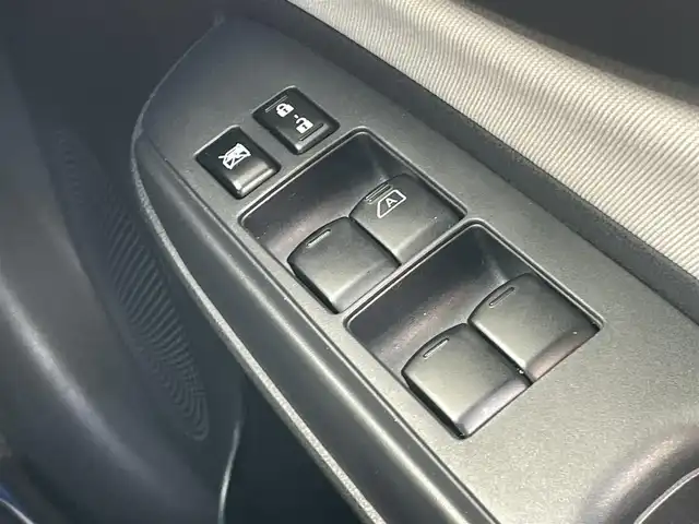 日産 ノート e－パワー X Vセレクション 千葉県 2020(令2)年 4.8万km ダークメタルグレー 純正7型SDナビゲーション【MM319D-W】/フルセグ　AM FM CD DVDAUX/アラウンドビューモニター/インテリジェントルームミラー/エマージェンシーブレーキ/レーンキープ/ドライブモード/前後クリアランスソナー/社外前後ドライブレコーダー/ETC/アイドリングストップ/社外GPSレーダー/プッシュスタート/スマートキー/LEDヘッドランプ/インテリジェントオートライト/純正15インチアルミホイール/スペアキー