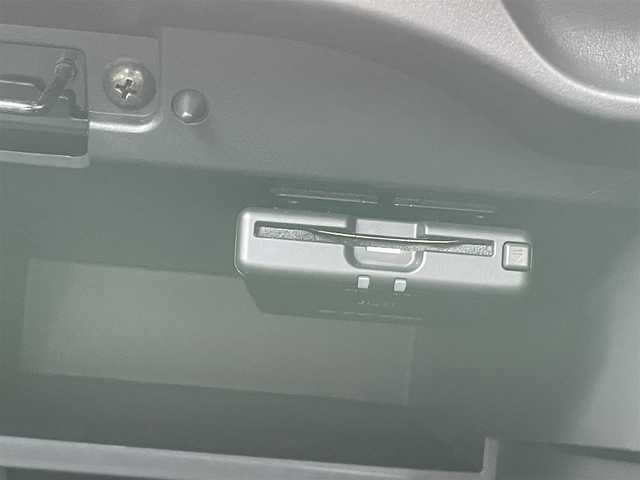 日産 ノート e－パワー X Vセレクション 鳥取県 2020(令2)年 4.8万km ダークメタルグレー 純正7型SDナビゲーション【MM319D-W】/フルセグ　AM FM CD DVDAUX/アラウンドビューモニター/インテリジェントルームミラー/エマージェンシーブレーキ/レーンキープ/ドライブモード/前後クリアランスソナー/社外前後ドライブレコーダー/ETC/アイドリングストップ/社外GPSレーダー/プッシュスタート/スマートキー/LEDヘッドランプ/インテリジェントオートライト/純正15インチアルミホイール/スペアキー