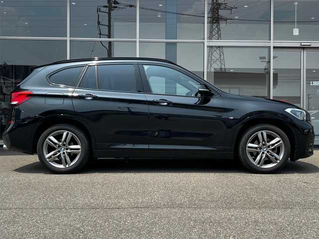 ＢＭＷ Ｘ１ 富山県 2022(令4)年 4.8万km 黒 HDDナビ/AM/FMラジオ/Bluetooth接続/バックカメラ/ワイヤレスチャージャー/アイドリングストップ/４WD/ACC/プッシュスタート/純正LEDヘッドライト/パワーバックドア/ミラー内臓ETC2.0/D/N席パワーシート/D/N席シートヒーター/純正18インチAW/アドブルー/アンビエントライト/ECO/SPORTモード/ダウンヒルアシストコントロール