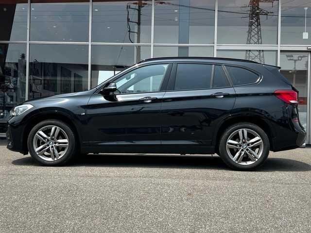 ＢＭＷ Ｘ１ 富山県 2022(令4)年 4.8万km 黒 HDDナビ/AM/FMラジオ/Bluetooth接続/バックカメラ/ワイヤレスチャージャー/アイドリングストップ/４WD/ACC/プッシュスタート/純正LEDヘッドライト/パワーバックドア/ミラー内臓ETC2.0/D/N席パワーシート/D/N席シートヒーター/純正18インチAW/アドブルー/アンビエントライト/ECO/SPORTモード/ダウンヒルアシストコントロール