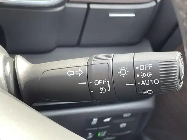 ホンダ オデッセイ ハイブリッド e:HEVアブソルート EX 千葉県 2020(令2)年 1.1万km プレミアムヴィーナスブラックP ワンオーナー/ホンダセンシング/　・レーダークルーズ/　・レーンキープアシスト/　・衝突軽減ブレーキ/　・先行車発進お知らせ/　・道路標識検知/　・ブレーキオートホールド機能/前方ドライブレコーダー/純正Gathersナビ/　・フルセグTV/CD/DVD/HDMI/USB/Blue Tooth/LEDヘッドライト/オートライト/ビルトインETC2.0/電動リアゲート/フリップダウンモニター/両側パワスラドア/D/N席パワーシート/D/N席シートヒーター/取説/保証書/スペアキー/R3.4.5.6ディーラー記録簿あり