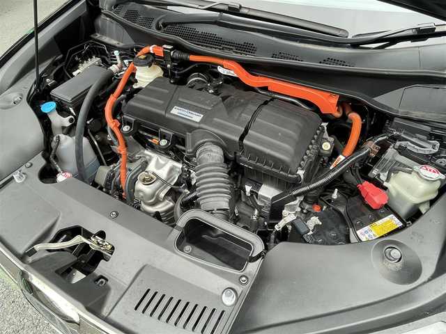 ホンダ オデッセイ ハイブリッド e:HEVアブソルート EX 千葉県 2020(令2)年 1.1万km プレミアムヴィーナスブラックP ワンオーナー/ホンダセンシング/　・レーダークルーズ/　・レーンキープアシスト/　・衝突軽減ブレーキ/　・先行車発進お知らせ/　・道路標識検知/　・ブレーキオートホールド機能/前方ドライブレコーダー/純正Gathersナビ/　・フルセグTV/CD/DVD/HDMI/USB/Blue Tooth/LEDヘッドライト/オートライト/ビルトインETC2.0/電動リアゲート/フリップダウンモニター/両側パワスラドア/D/N席パワーシート/D/N席シートヒーター/取説/保証書/スペアキー/R3.4.5.6ディーラー記録簿あり