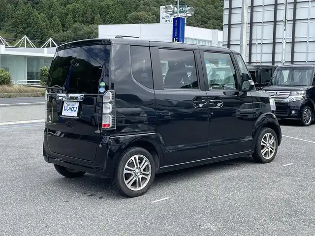 ホンダ Ｎ ＢＯＸ G SSパッケージ 山形県 2014(平26)年 6.9万km スマートブラック (株)IDOMが運営する【じしゃロン山形店】の自社ローン専用車両になります。/こちらは現金またはオートローンご利用時の価格です。/自社ローンご希望の方は別途その旨お申付け下さい。/純正ナビ　/フルセグＴＶ　/Ｂｌｕｅｔｏｏｔｈ接続　/ＣＤ／ＤＶＤ再生　/バックカメラ　/ベンチシート　/横滑り防止装置　/純正アルミホイール　/純正フロアマット　/両側パワースライドドア　/カーテンエアバック